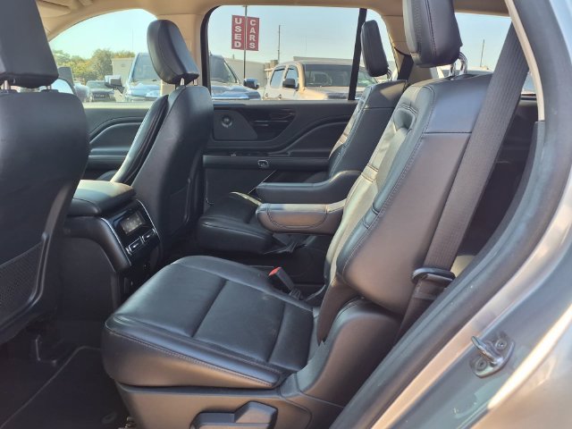 Used 2021 Lincoln Aviator Reserve w/ Elements Package Plus RWD image 24