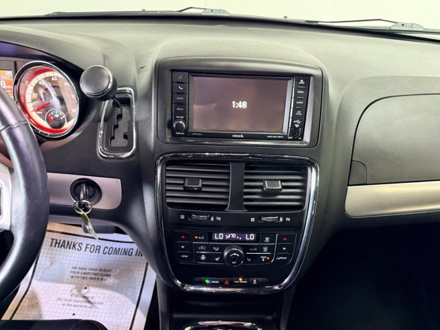 Used 2017 Dodge Grand Caravan GT FWD image 20