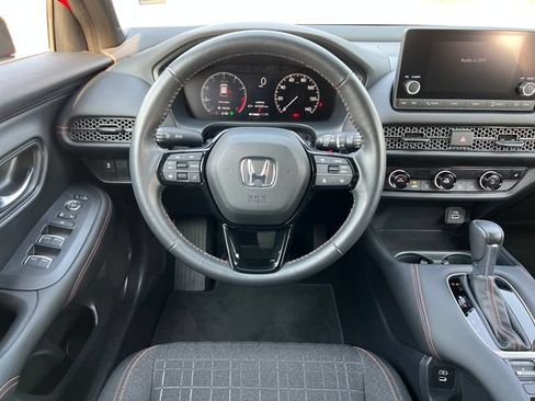 Used 2024 Honda HR-V Sport image 12