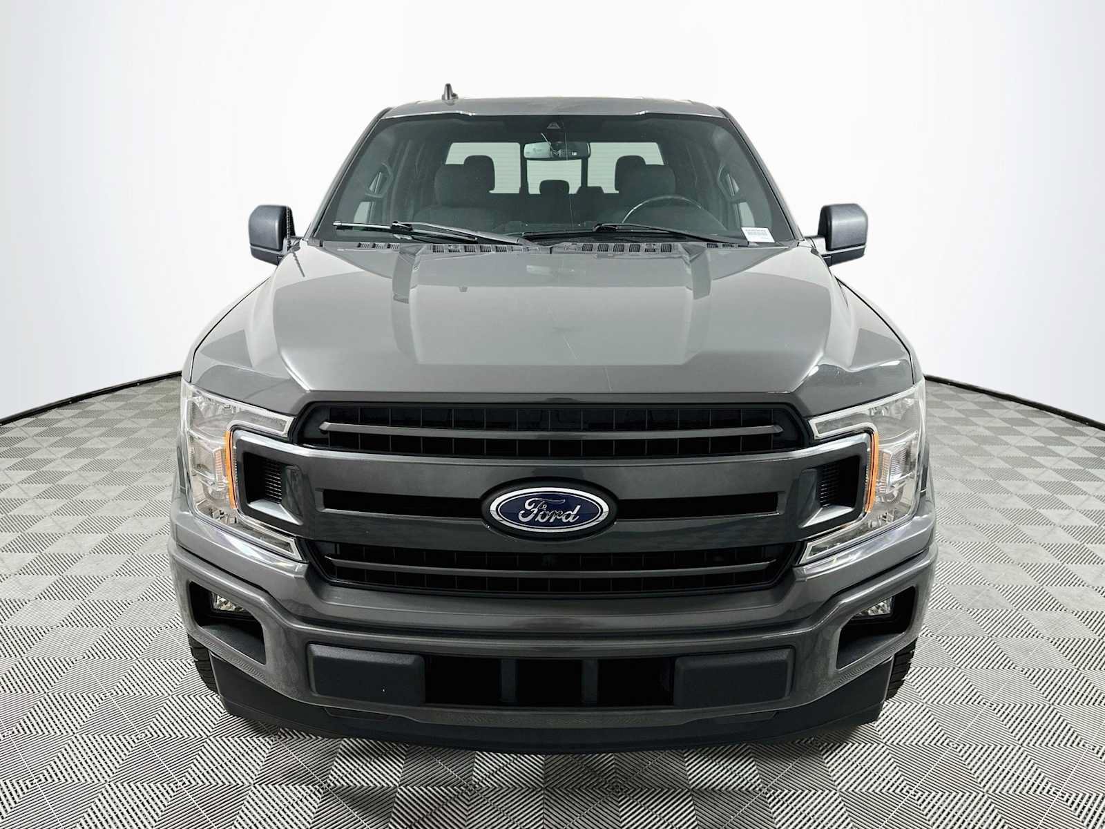Used 2020 Ford F150 XLT w/ Equipment Group 302A Luxury RWD image 2