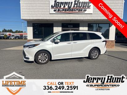 Used 2023 Toyota Sienna XLE