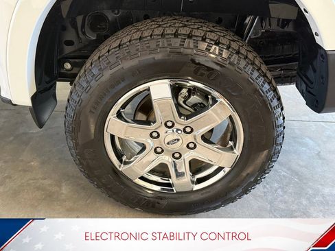 Used 2025 Ford Ranger XLT w/ FX4 Off-Road Package AWD/4WD image 9