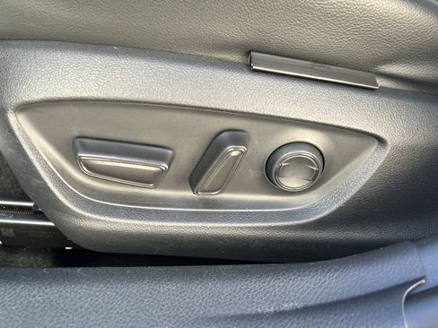 Certified 2023 Toyota Camry SE image 13