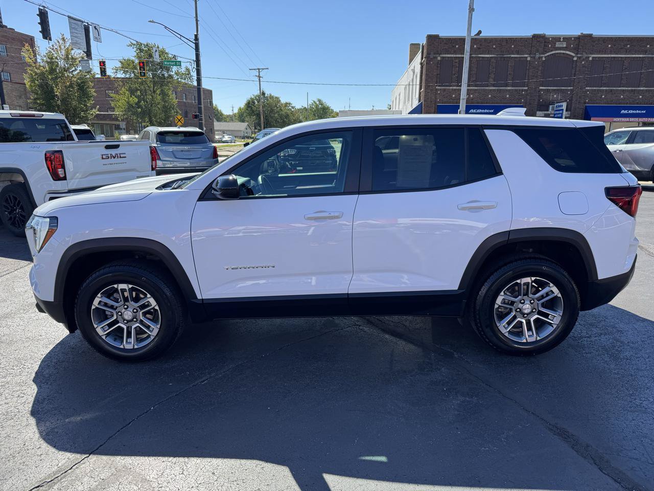 Used 2026 GMC Terrain Elevation AWD/4WD image 9