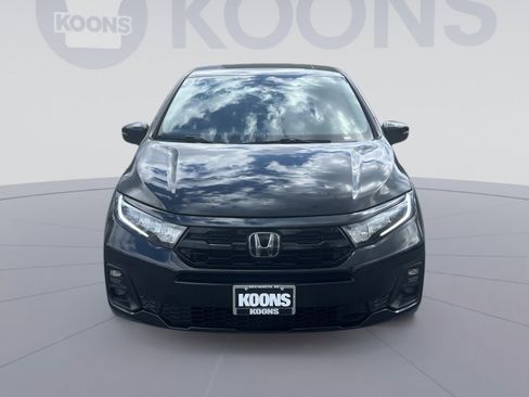 Used 2025 Honda Odyssey Touring image 11