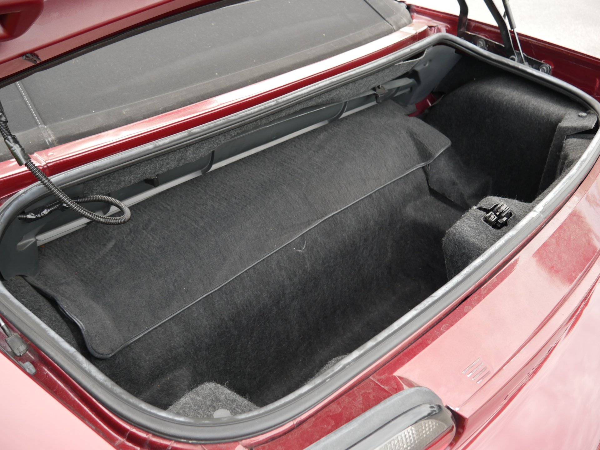 Used 1994 Chevrolet Camaro Z28 RWD image 7