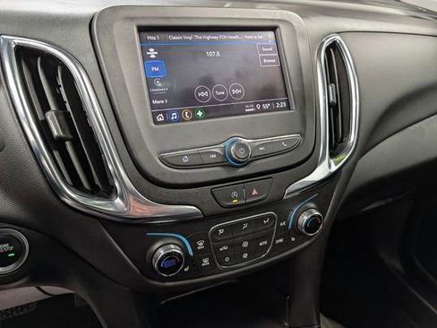 Used 2024 Chevrolet Equinox LT image 24