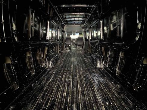 Used 2022 Mercedes-Benz Sprinter 2500 image 7