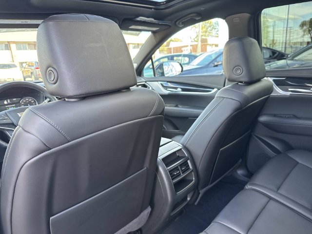 Certified 2024 Cadillac XT5 Premium Luxury w/ LPO, Floor Liner Package AWD/4WD image 30