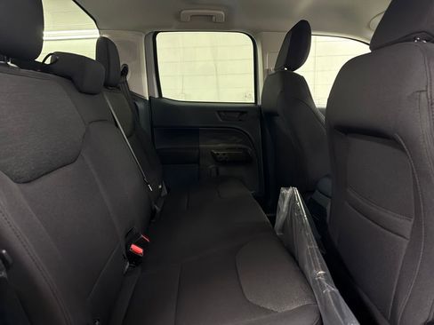 New 2025 Ford Maverick XL w/ Equipment Group 102A image 28