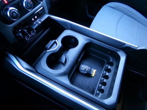 Used 2022 RAM 2500 Big Horn w/ Level A Equipment Group image 21