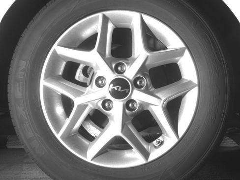 Used 2025 Kia Soul LX w/ LX Technology Package FWD image 18