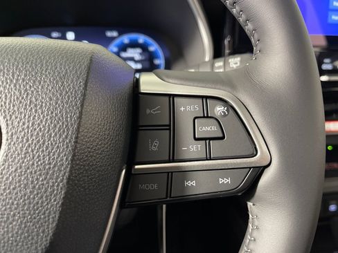 New 2026 Toyota Highlander Limited image 27