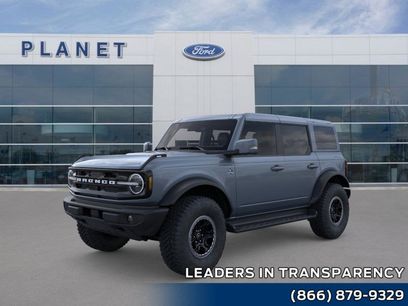 New 2025 Ford Bronco Outer Banks w/ Sasquatch Package