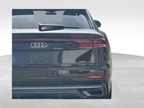 Used 2023 Audi Q8 Premium Plus w/ Premium Plus Package AWD/4WD image 5