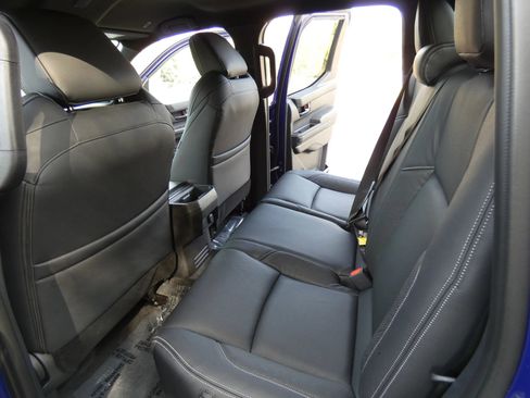 Used 2025 Toyota Tacoma SR5 image 50