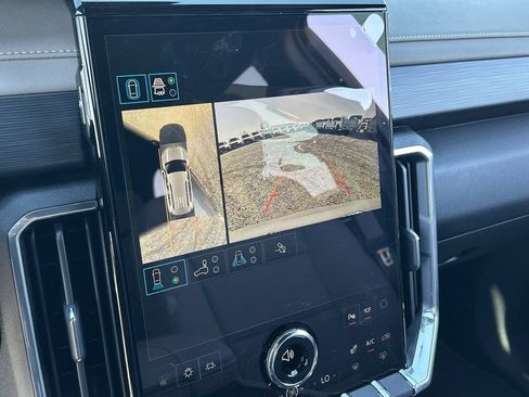 New 2026 GMC Acadia Elevation AWD/4WD image 15