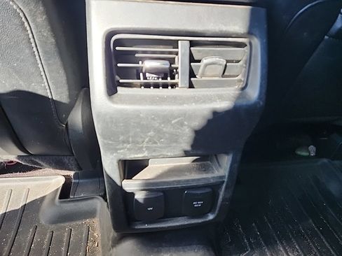 Used 2016 Ford Edge SEL w/ Equipment Group 201A AWD/4WD image 31