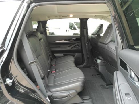 Used 2025 INFINITI QX60 Pure FWD image 27