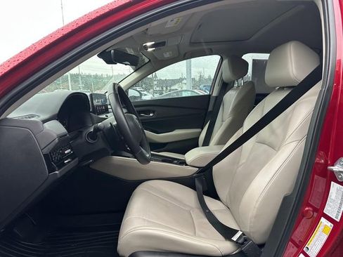 Used 2024 Honda Accord Touring image 10