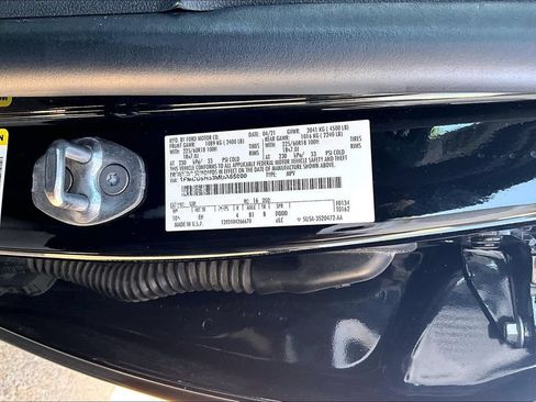 Used 2021 Ford Escape SEL AWD/4WD image 30