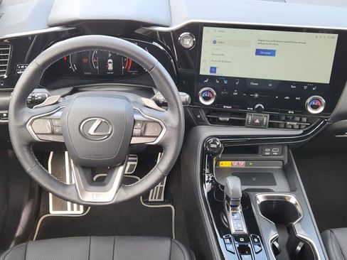 Used 2022 Lexus NX 350 F Sport image 32