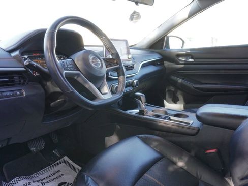 Used 2021 Nissan Altima 2.5 SR image 10