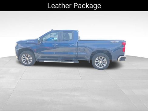 Used 2021 Chevrolet Silverado 1500 LT w/ Convenience Package II AWD/4WD image 10