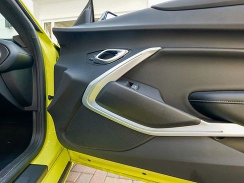 Used 2019 Chevrolet Camaro SS image 75