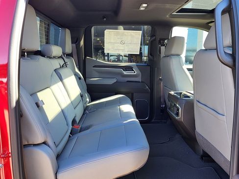 New 2026 GMC Sierra 1500 SLT w/ SLT Premium Plus Package image 44