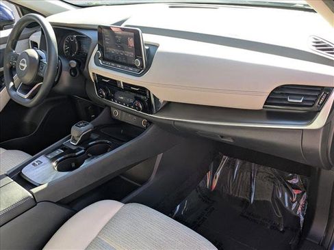 Used 2022 Nissan Rogue SV FWD image 20
