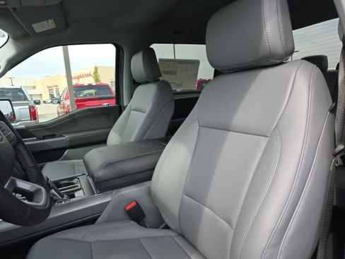 New 2025 Ford F150 Lightning Flash AWD/4WD image 13
