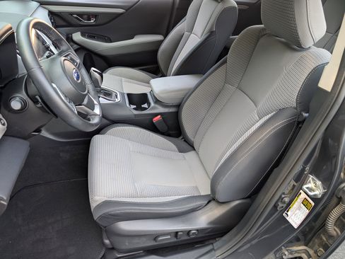 Used 2023 Subaru Outback Premium AWD/4WD image 16