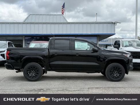 New 2026 Chevrolet Colorado W/T w/ WT Custom Package RWD image 5