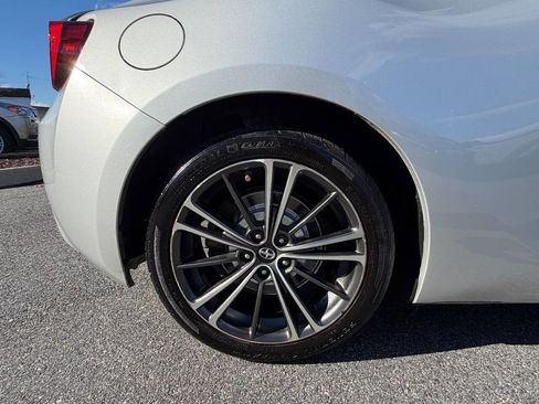 Used 2013 Scion FR-S RWD image 31