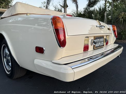Used 1990 Rolls-Royce Corniche III RWD image 28