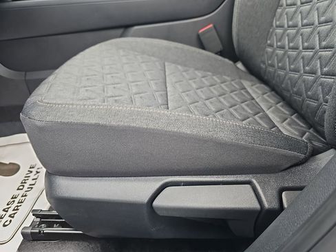 New 2026 Nissan Kicks SV w/ SV Premium Package FWD image 31