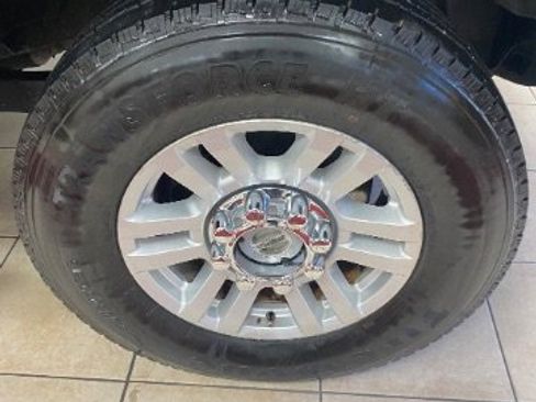 Used 2017 Ford F250 XLT w/ XLT Value Package image 32