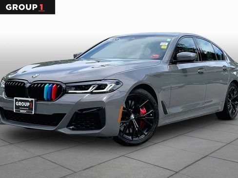 Used 2022 BMW 540i xDrive w/ M Sport Package AWD/4WD image 1