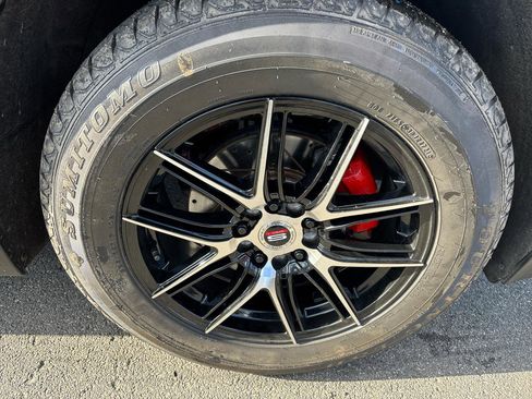 Used 2020 Chevrolet Equinox LT AWD/4WD image 24