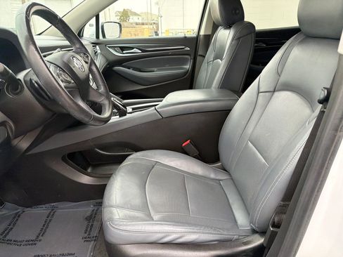 Used 2021 Buick Enclave Essence w/ Sport Touring Edition image 14