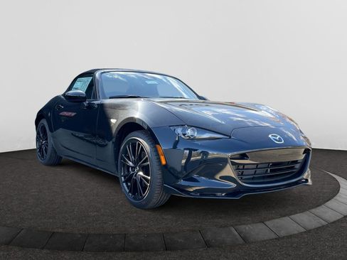 New 2026 MAZDA MX-5 Miata Club w/ Weather Package image 6