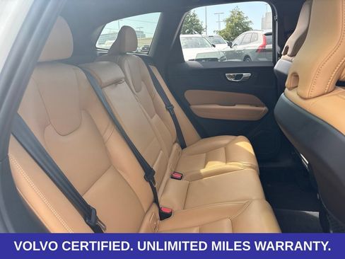 Certified 2025 Volvo XC60 B5 Ultra AWD/4WD image 11