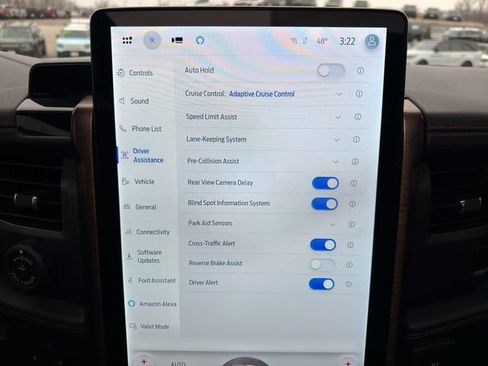 Used 2022 Ford F150 Lightning Lariat w/ Equipment Group 511A High image 40