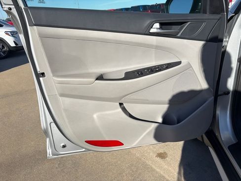 Used 2020 Hyundai Tucson SEL image 15