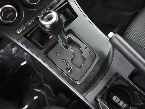 Used 2013 MAZDA MAZDA3 i Touring image 21