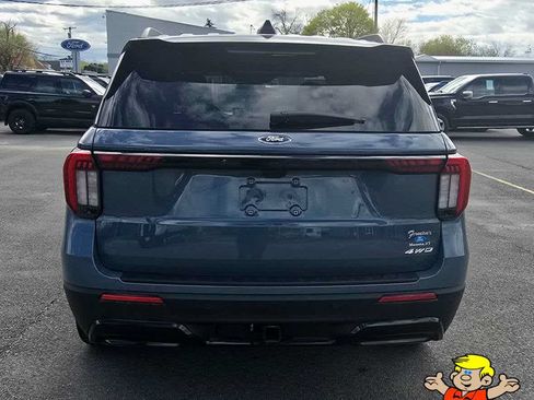 New 2026 Ford Explorer ST-Line w/ ST-Line Street Pack AWD/4WD image 4