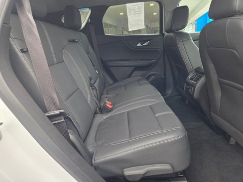 Used 2024 Chevrolet Blazer LT w/ Sound & Technology Package image 11