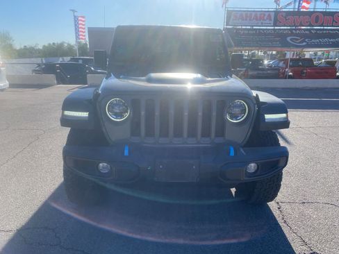 Used 2023 Jeep Wrangler Unlimited Rubicon 4xe image 3