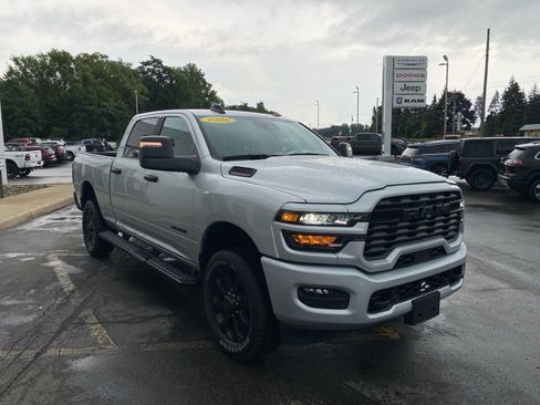 Used 2026 RAM 2500 Big Horn AWD/4WD image 7